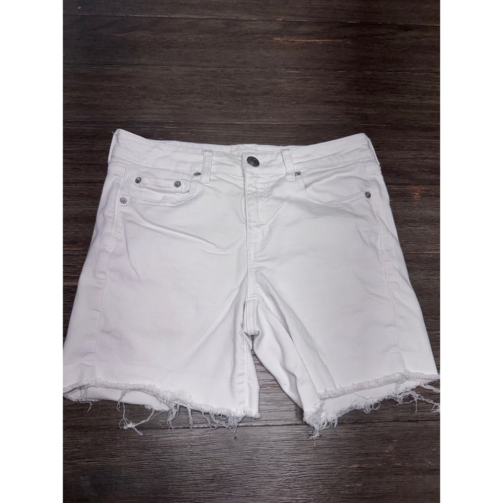 American Eagle Super Stretch White Denim Midi Shorts Raw Hem Size 8
